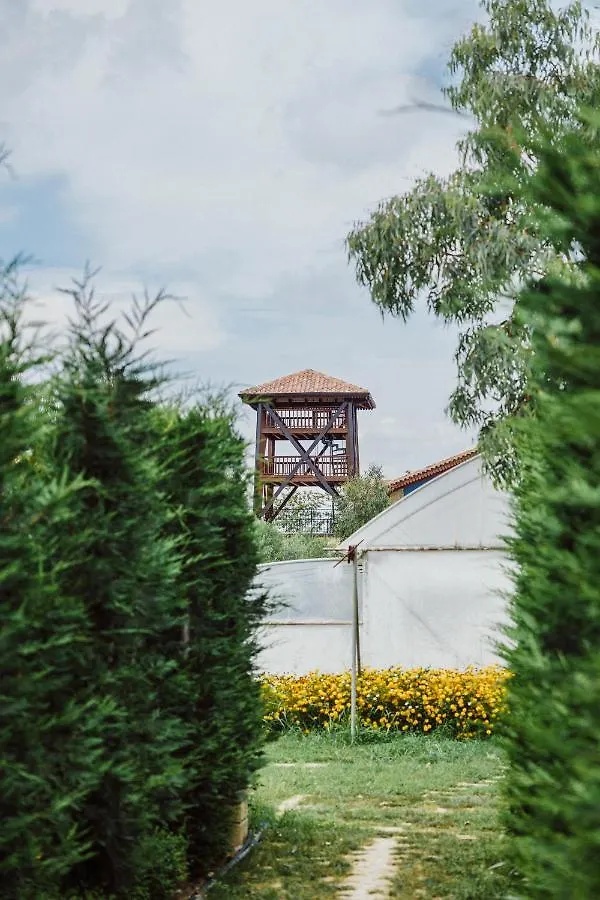 Blerina'S Agritourism Concept Hotel Laknas