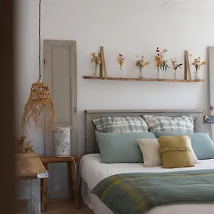https://la-petite-parenthese.hotels-rhonealpes.com